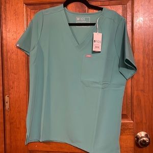 Brand new figs SURGICAL GREEN